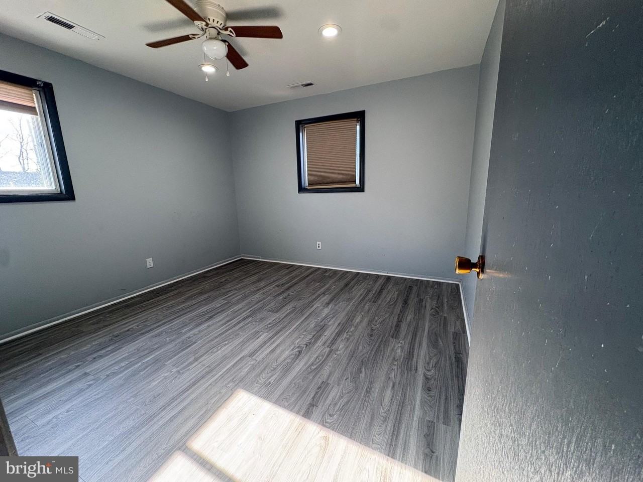 4369 Hollins Ferry Rd - Photo 7 of 10