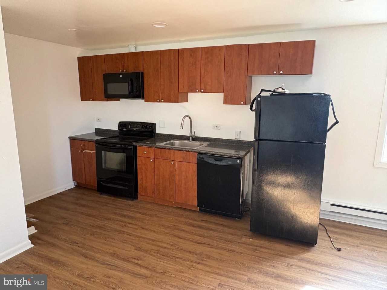 2715 Hammonds Ferry Rd - Photo 5 of 14