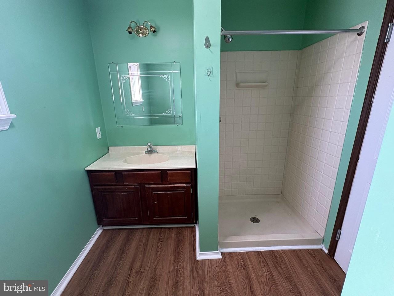 2715 Hammonds Ferry Rd - Photo 6 of 14