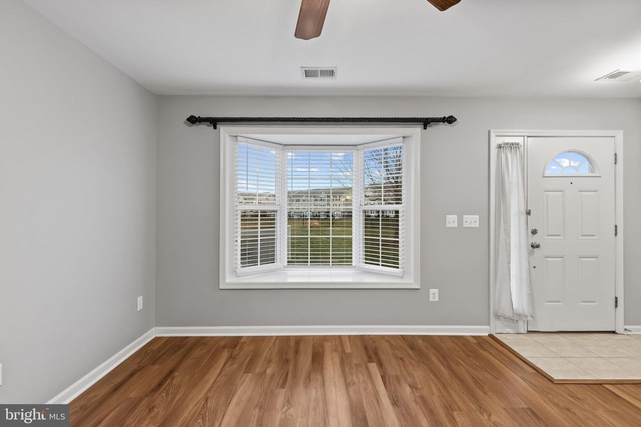 1900 Lennox Dr Unit 49 #49 - Photo 5 of 40