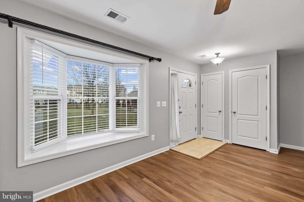 1900 Lennox Dr Unit 49 #49 - Photo 6 of 40