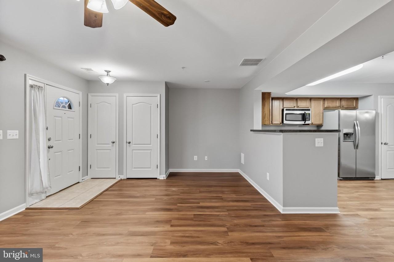 1900 Lennox Dr Unit 49 #49 - Photo 7 of 40