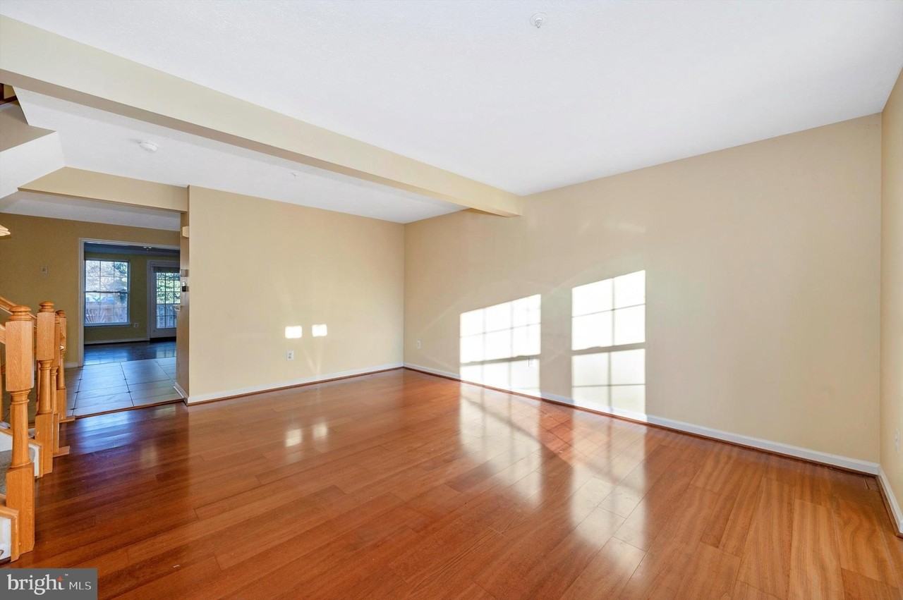 6801 Fallard Pl - Photo 6 of 45