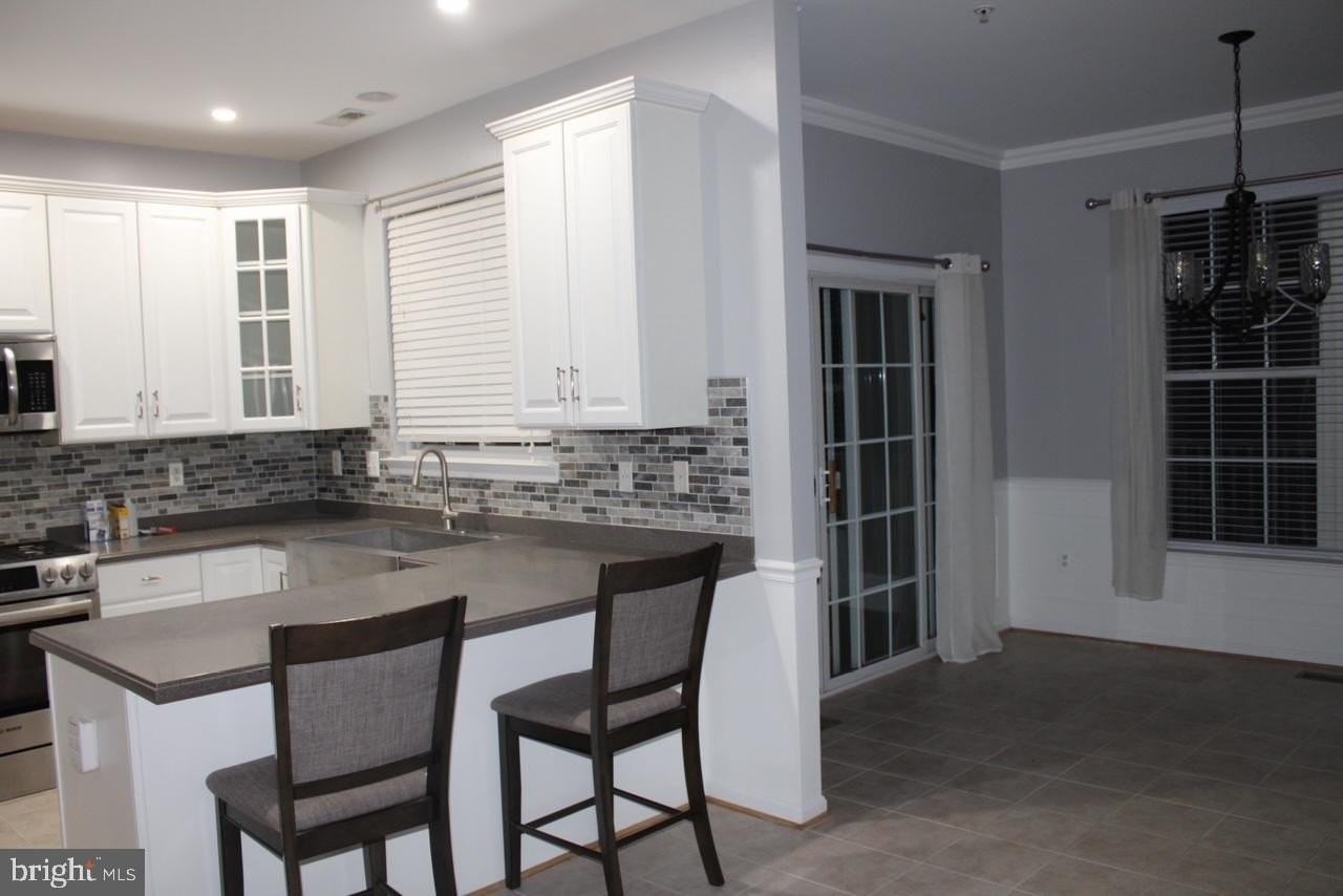 222 Mary Jane Ln - Photo 6 of 28