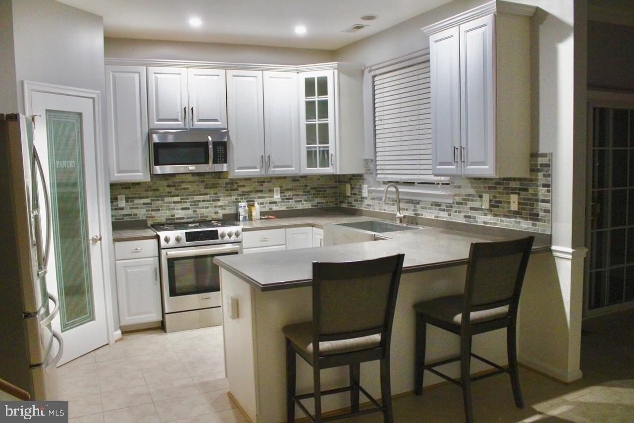 222 Mary Jane Ln - Photo 7 of 28