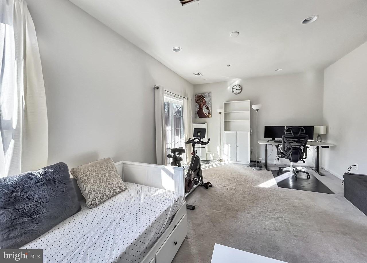 13266 Dowdens Ridge Dr - Photo 7 of 22