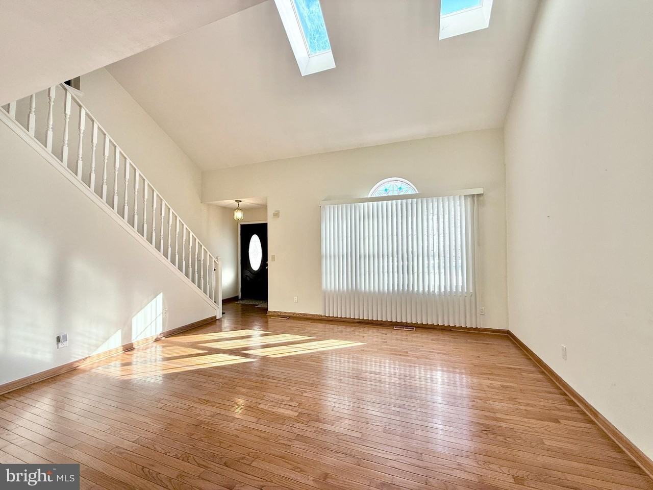 354 Briar Dr - Photo 3 of 22