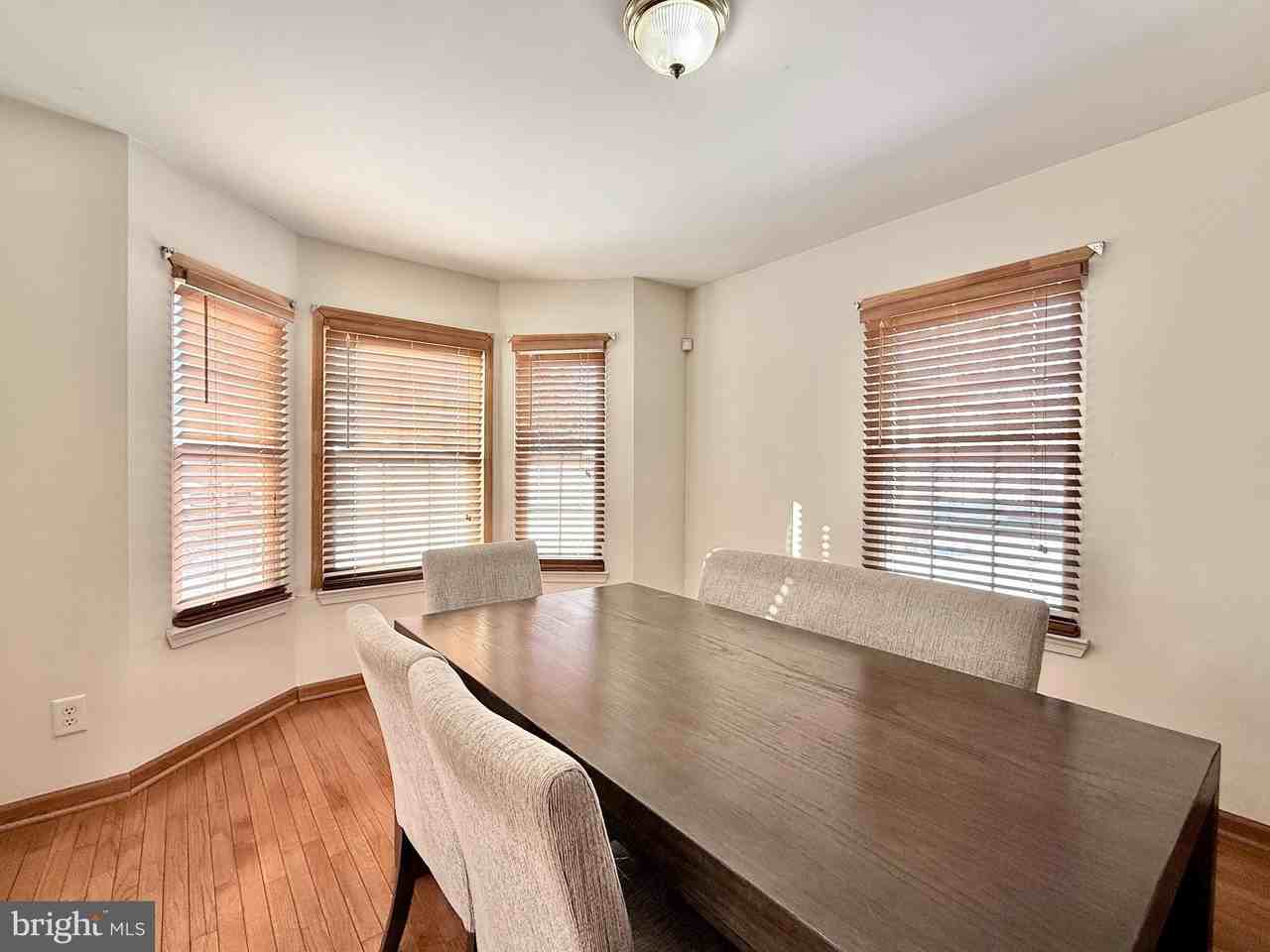 354 Briar Dr - Photo 5 of 22