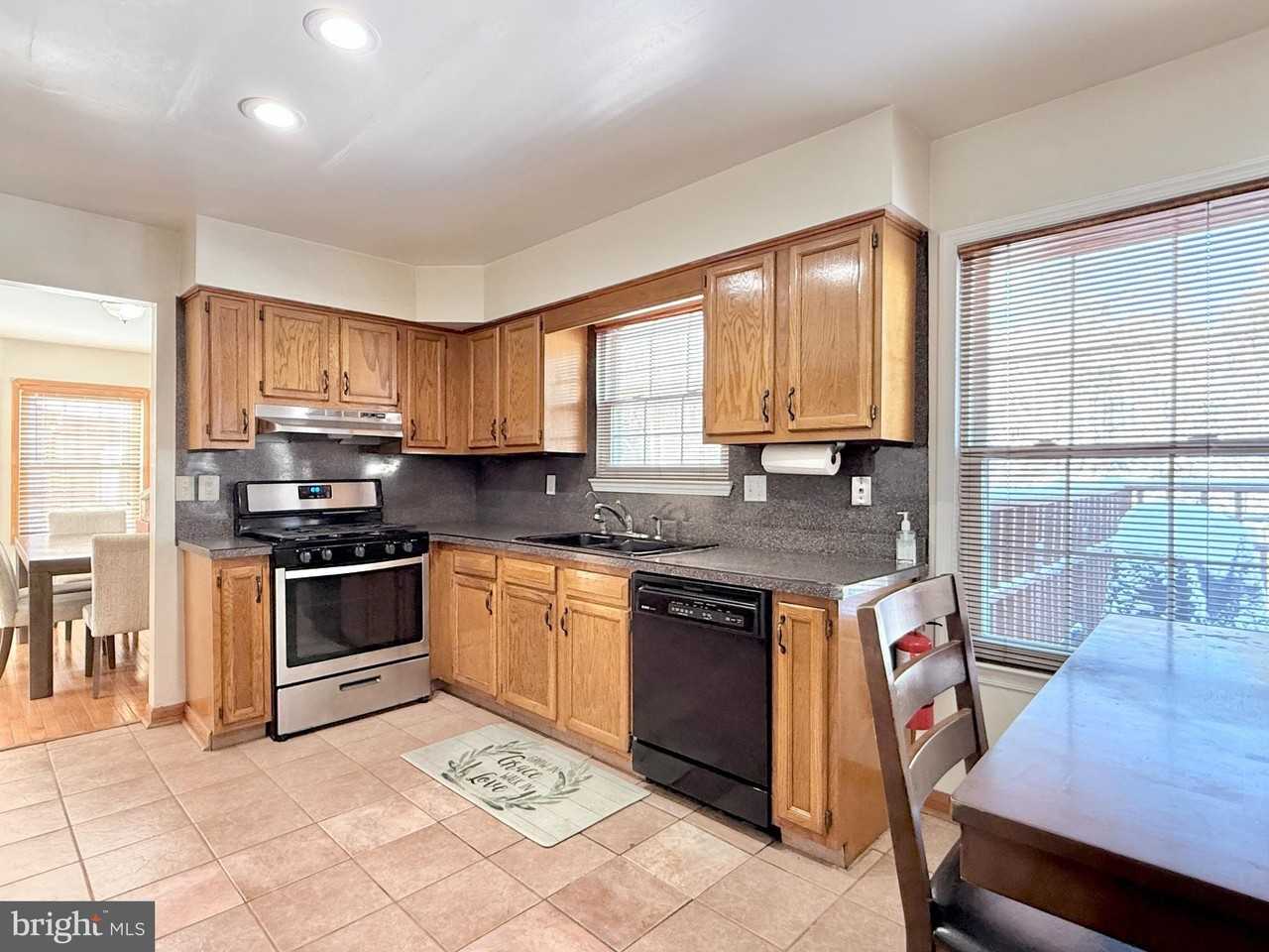 354 Briar Dr - Photo 7 of 22