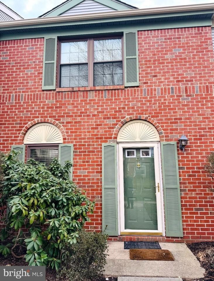 5 Stout Ct - Photo 2 of 3