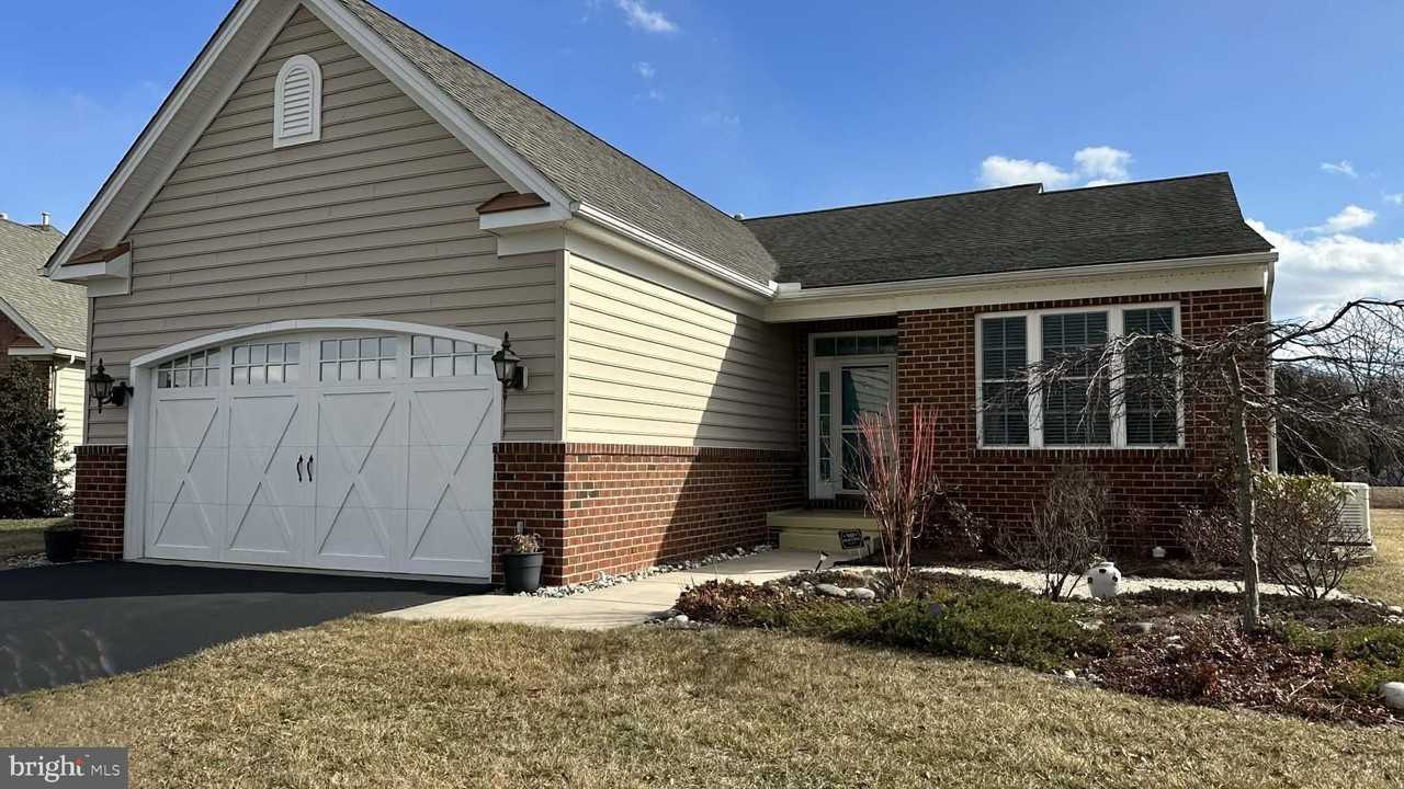 148 Woodhaven Dr - Photo 4 of 38