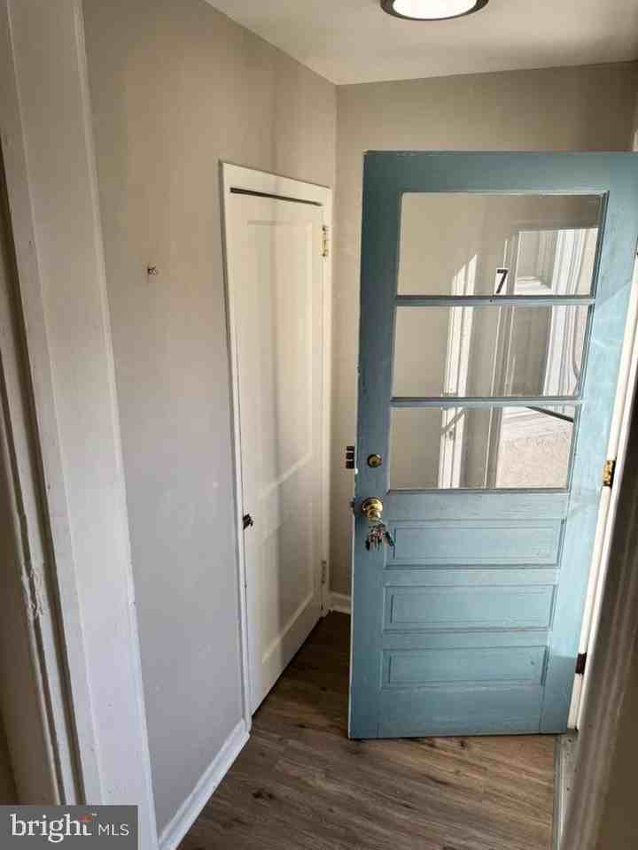 202 S Main St - Photo 7 of 8