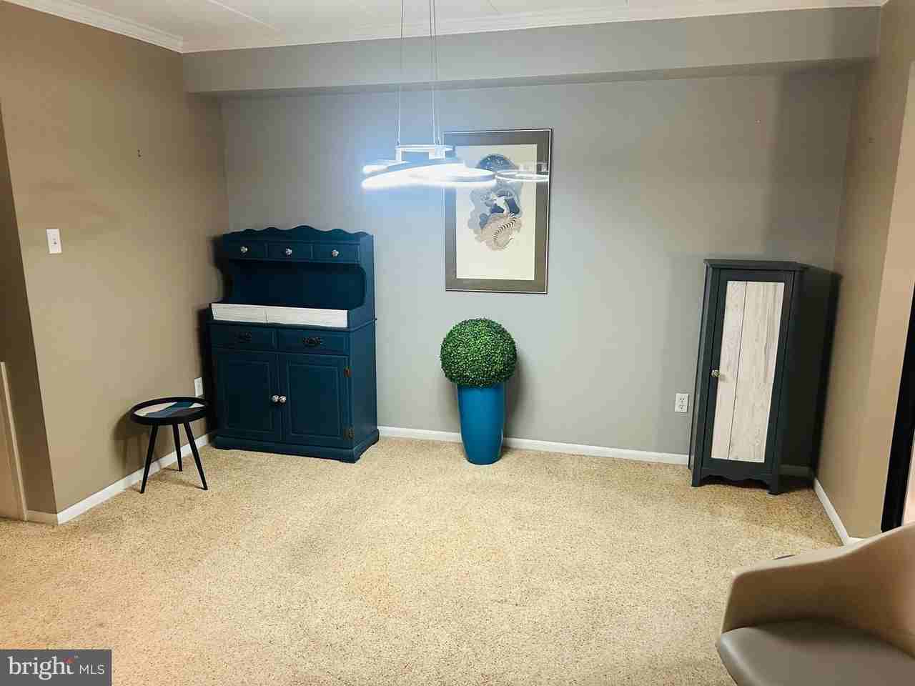 60104-00 Delaire Landing Rd Unit 104 #104 - Photo 3 of 18