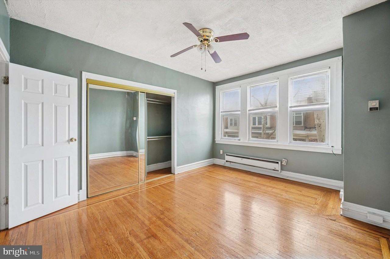 859 N 21st St - Photo 5 of 15