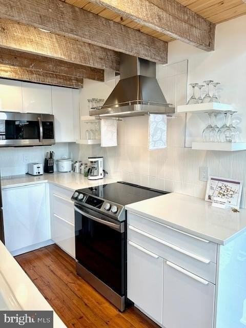 171 E Davis St Apt 200 #200 - Photo 6 of 27