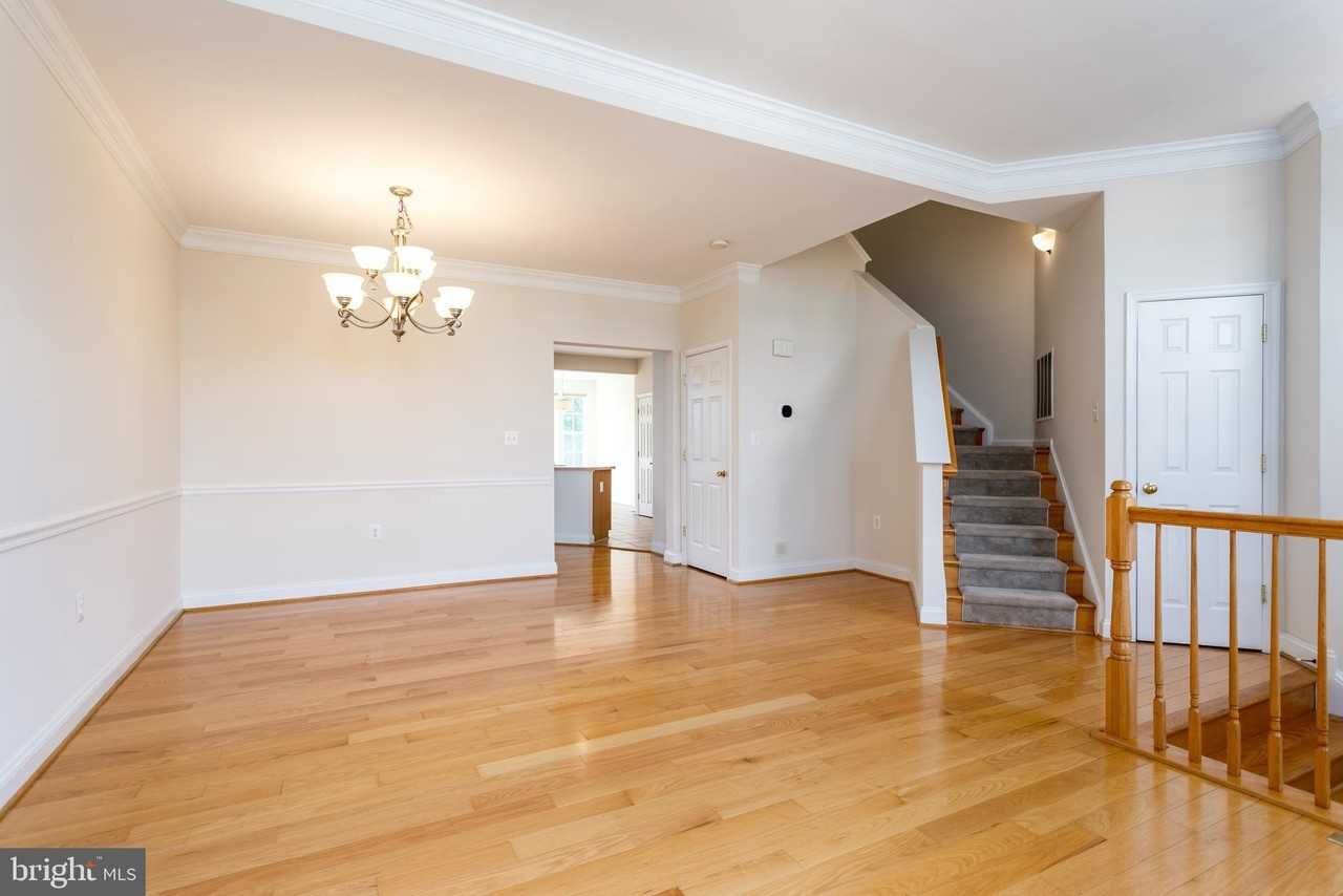 103 Cheshire Ct - Photo 3 of 25