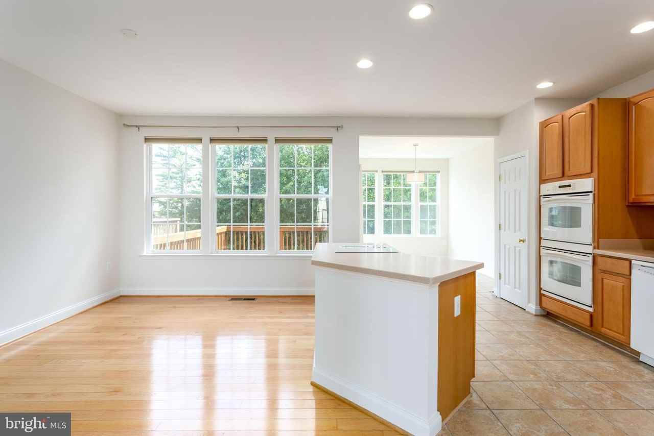 103 Cheshire Ct - Photo 4 of 25