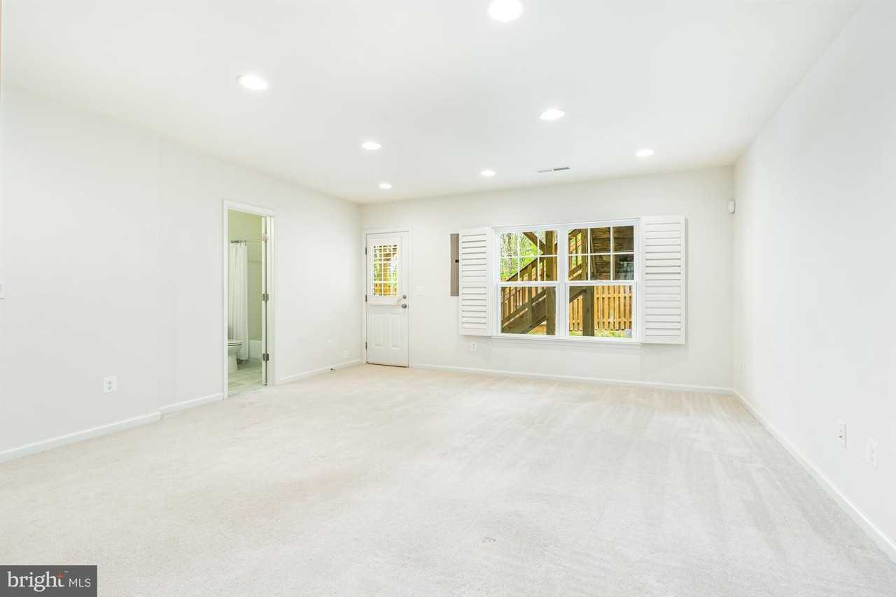 112 Prickly Pear Pl - Photo 2 of 31