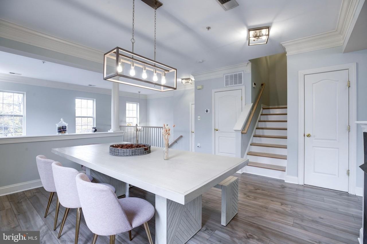 8069 Gatehouse Rd Unit 23 #23 - Photo 6 of 43