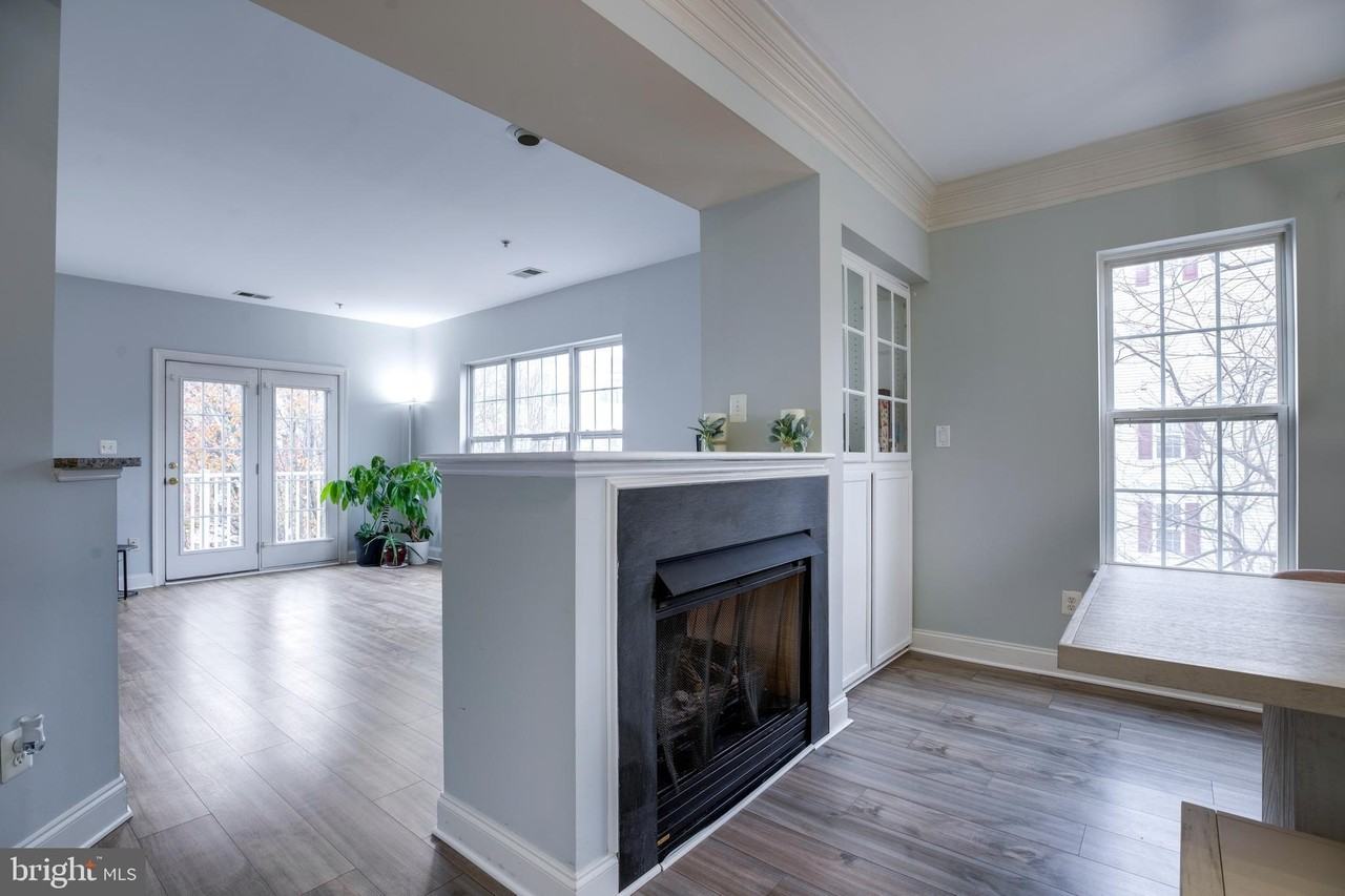 8069 Gatehouse Rd Unit 23 #23 - Photo 7 of 43