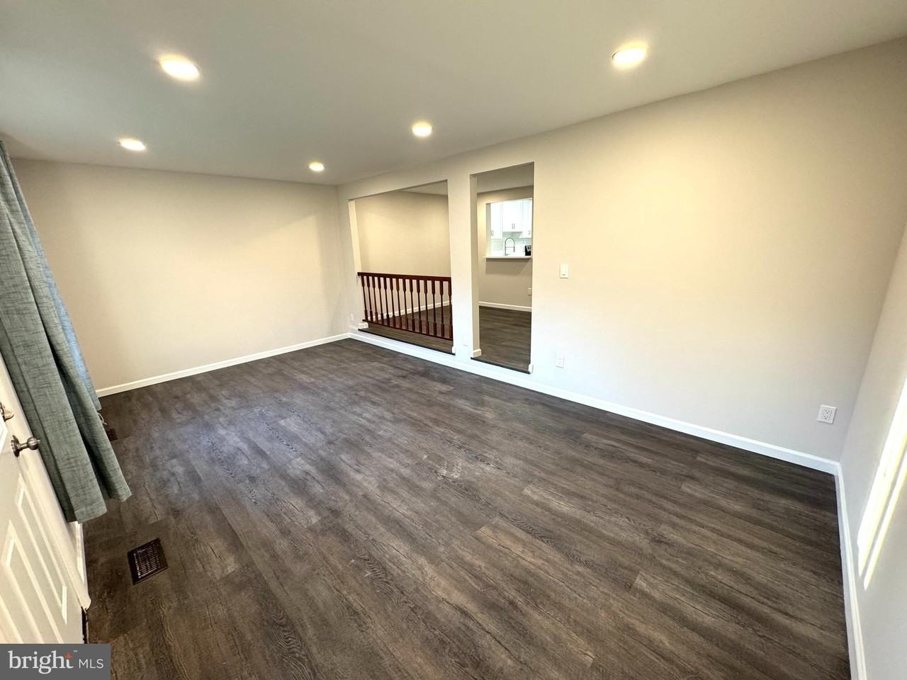 2903 Montauk Ct - Photo 5 of 25