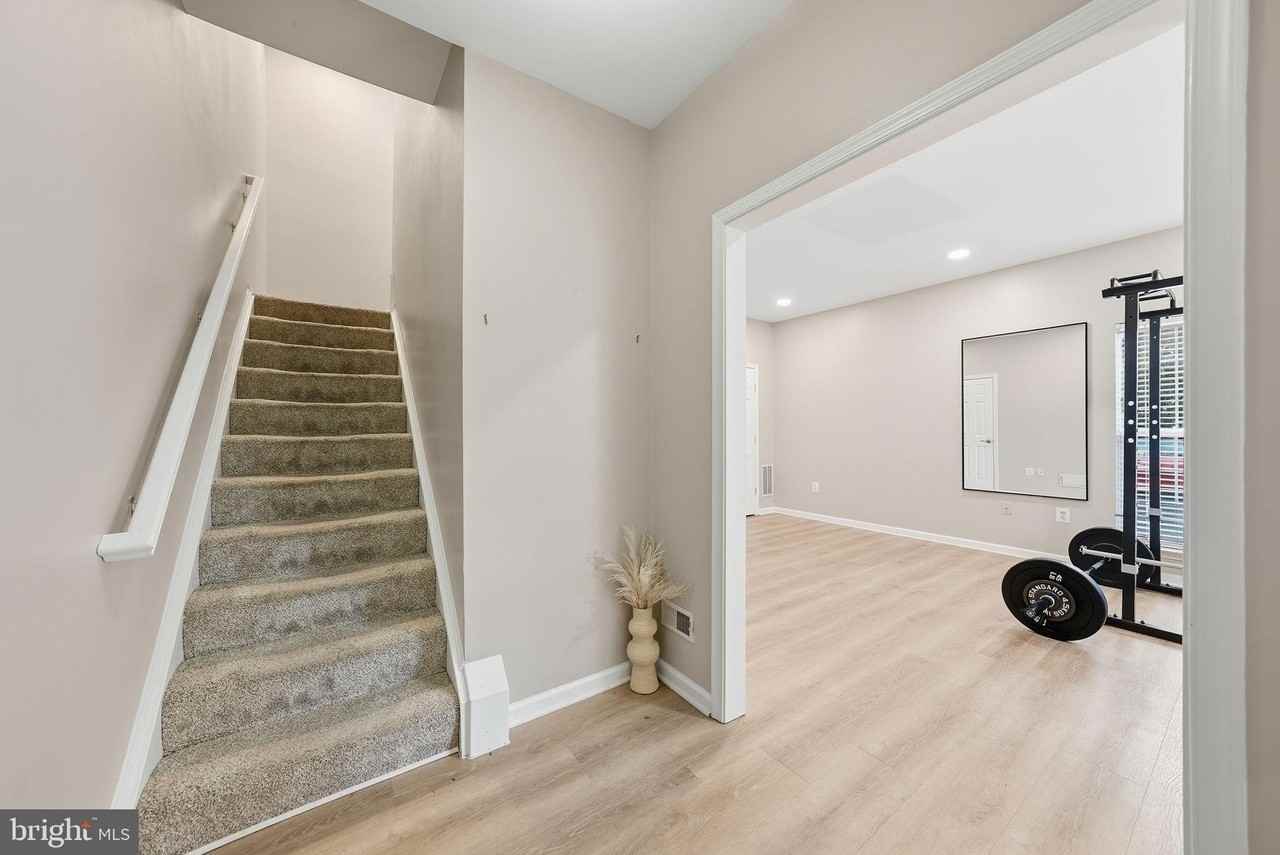 2335 Huntington Station Ct - Photo 4 of 25