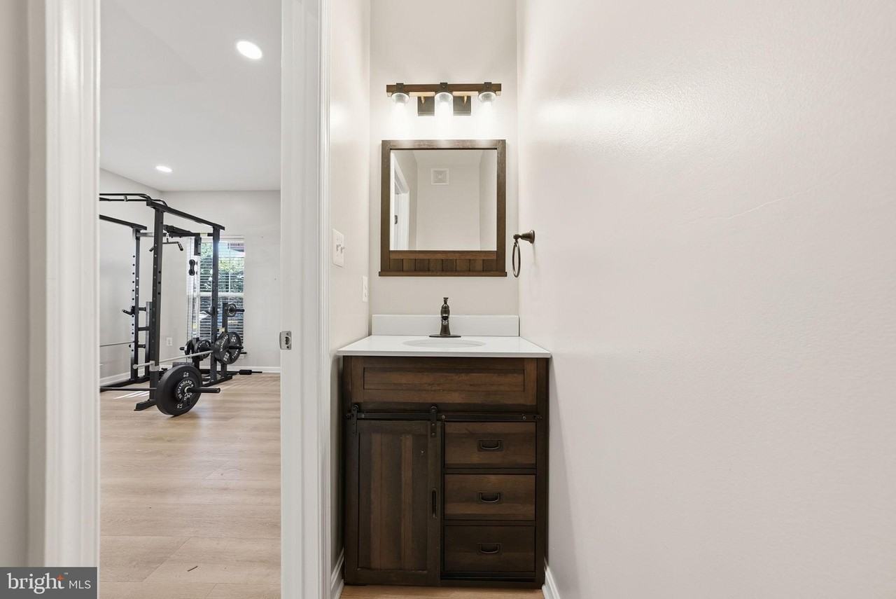 2335 Huntington Station Ct - Photo 6 of 25