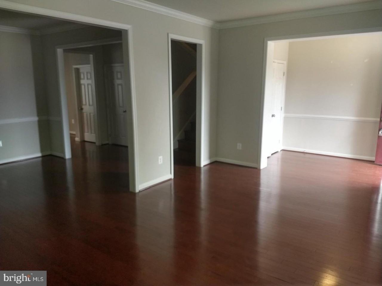 21129 Ashburn Heights Dr - Photo 5 of 25