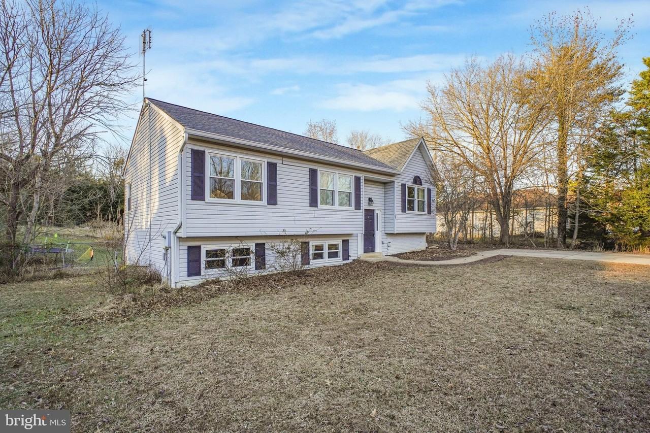 22 Brown Cir - Photo 2 of 23