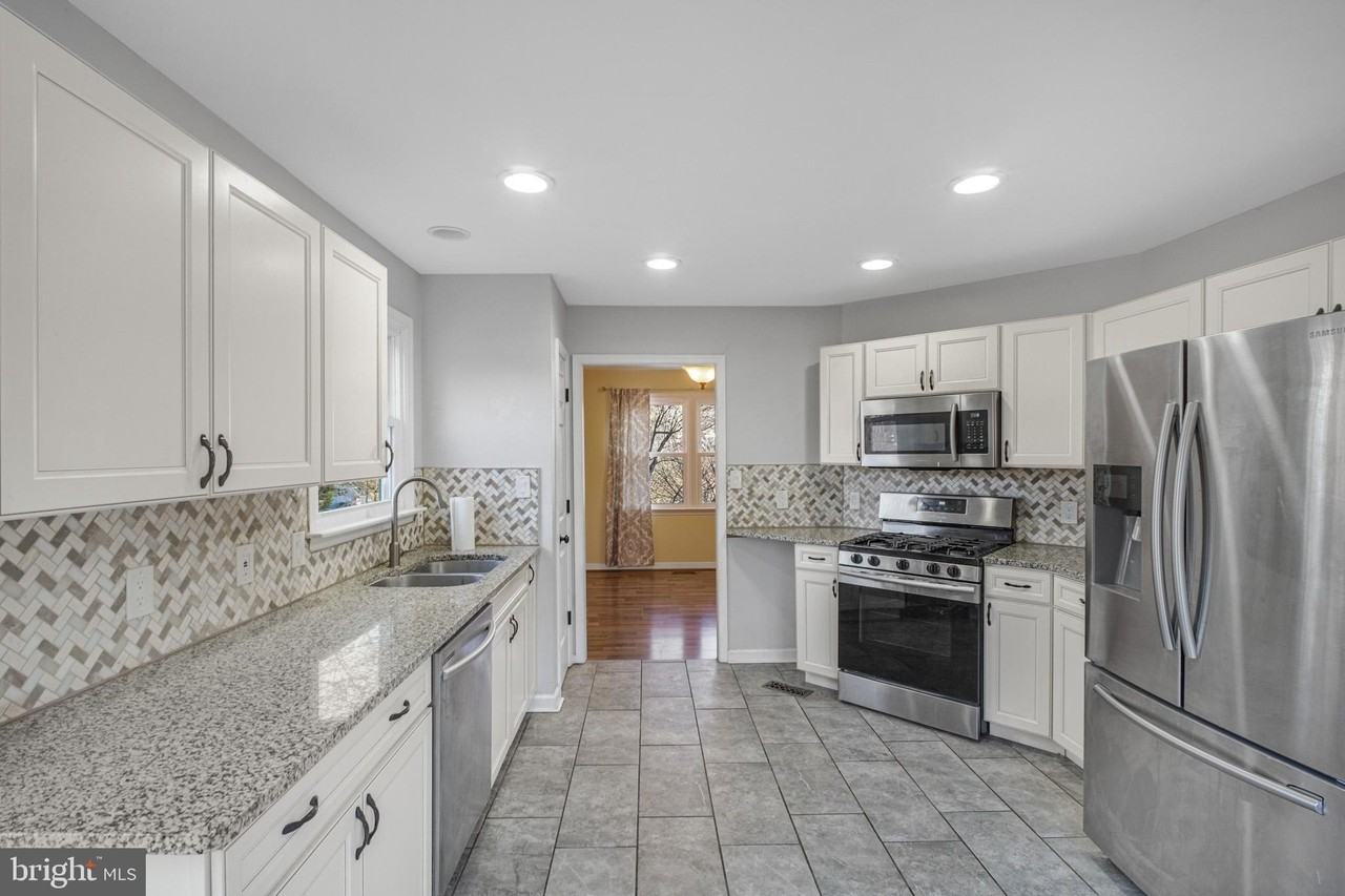 22 Brown Cir - Photo 7 of 23