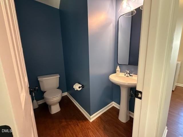 201 Holmby Ct - Photo 5 of 21