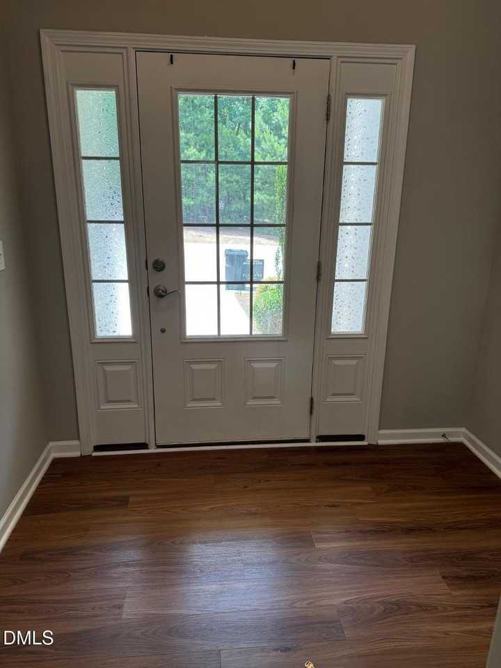 194 River Dell Townes Ave - Photo 3 of 23