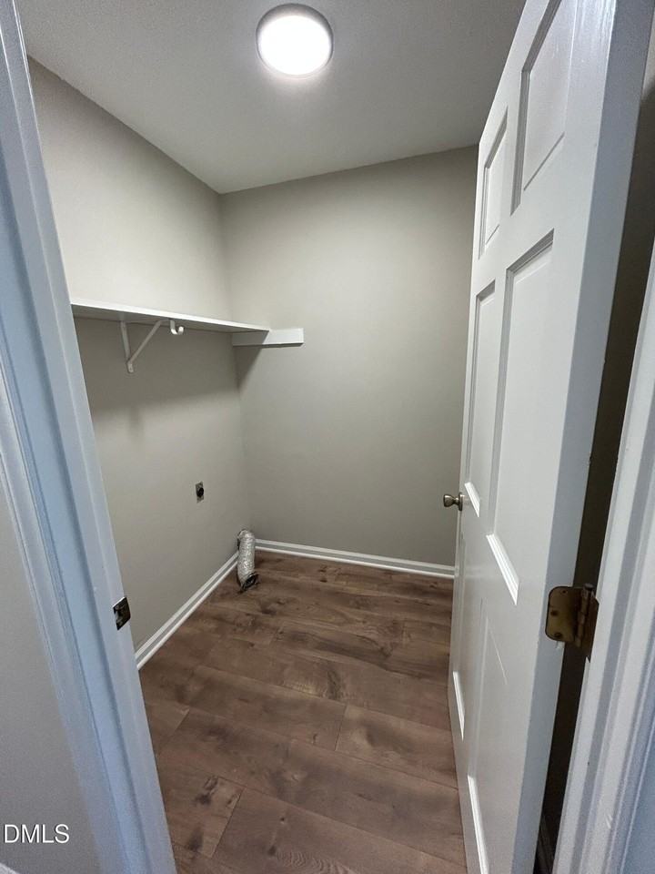 6528 Thetford Ct - Photo 5 of 30