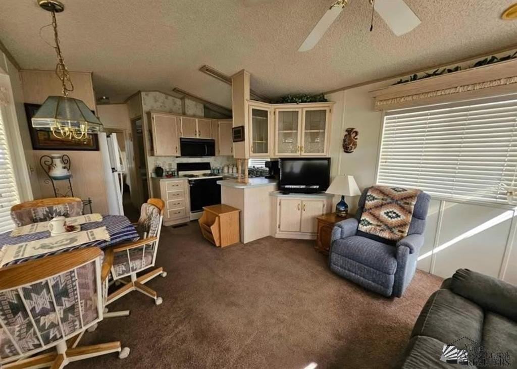 9566 E 33rd Pl - Photo 2 of 6