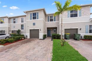 818 Se 17th St #818 - Photo 1 of 1