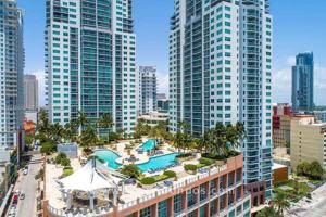 featured image of 244 Biscayne Blvd #1210