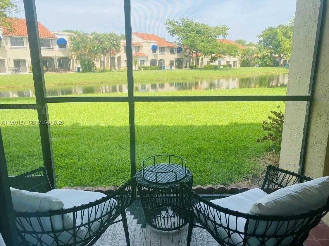 432 Lakeview Dr #103 - Photo 4 of 4