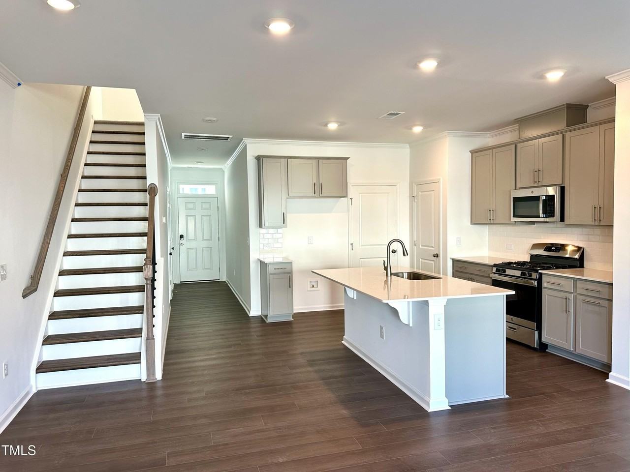 1114 Merlot Hills Ln - Photo 4 of 17