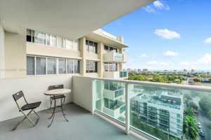 featured image of 1200 West Ave #1511