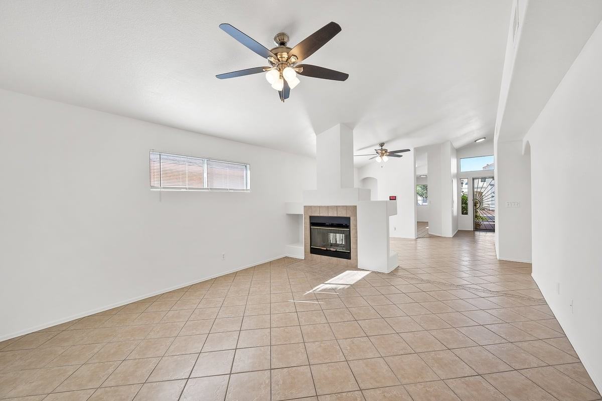 8080 N Tackroom Ln - Photo 7 of 25