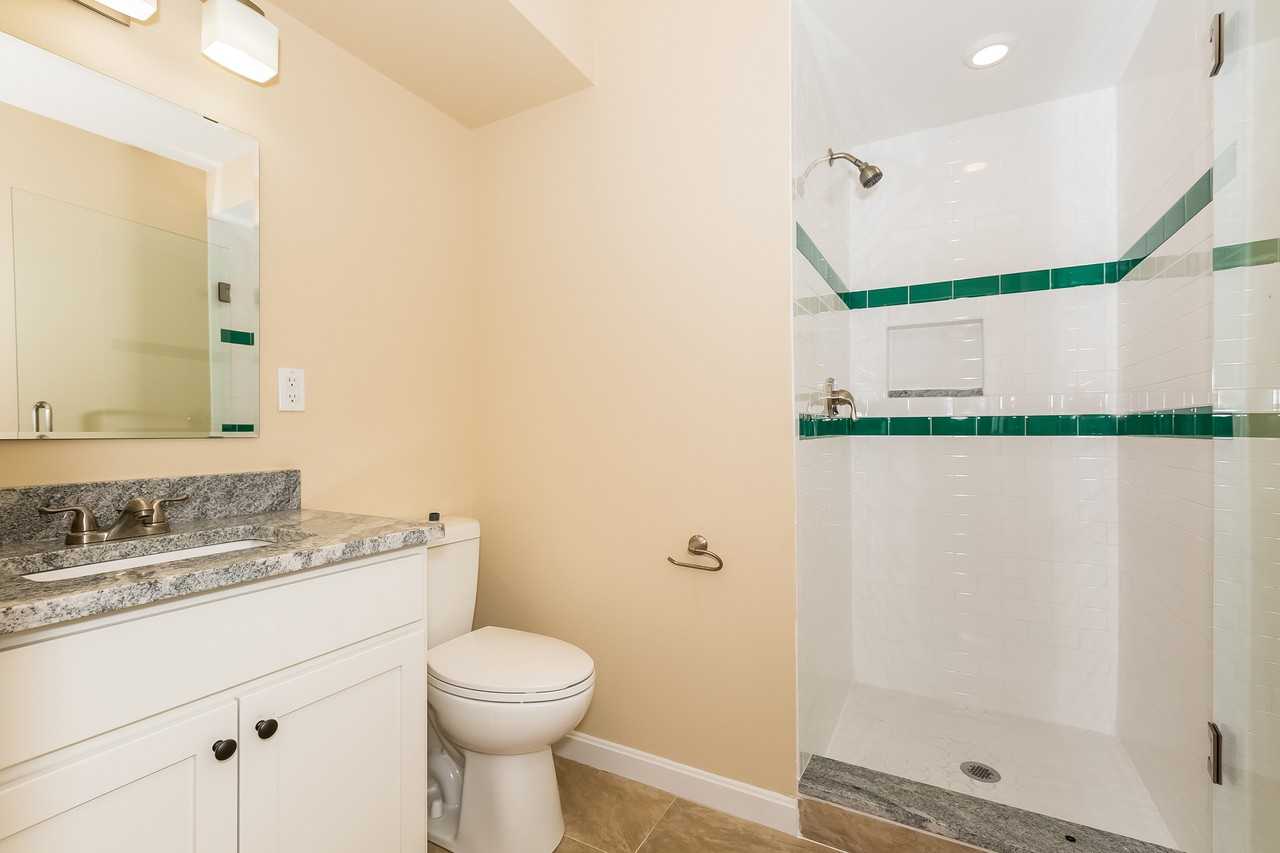 37 Decatur St #2 - Photo 6 of 9