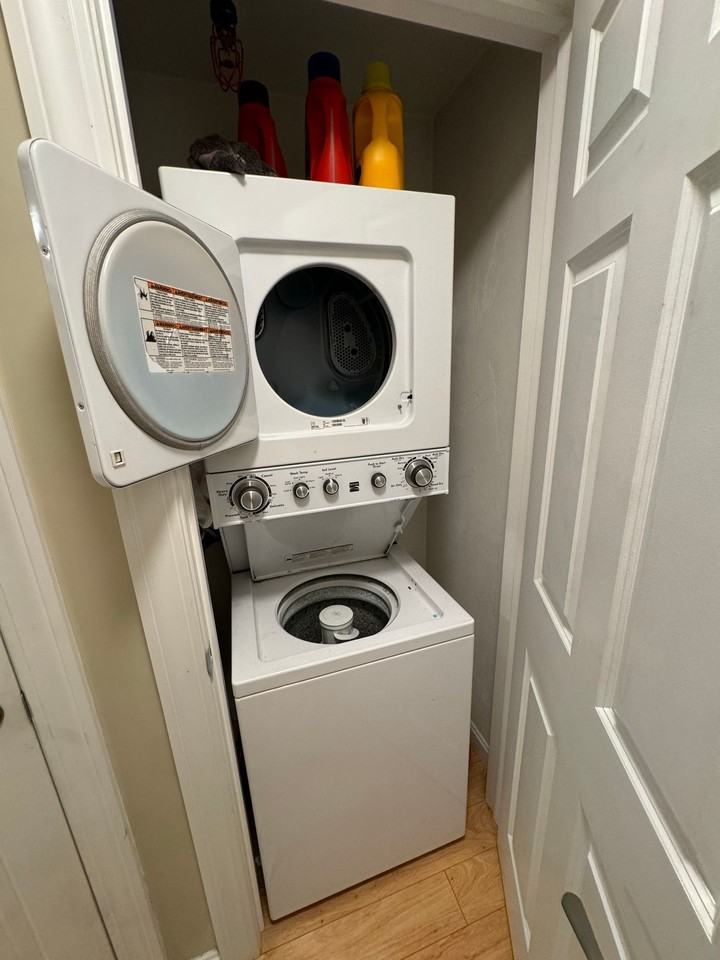 37 Decatur St #2 - Photo 7 of 9