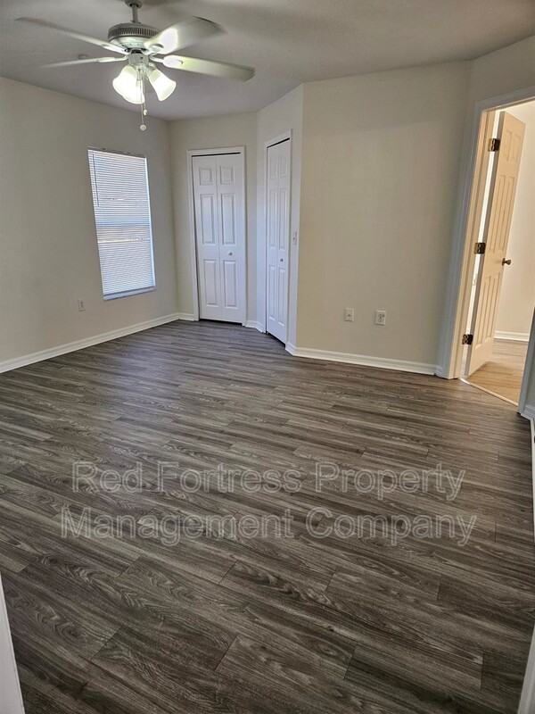 5006 Bywood St - Photo 4 of 8