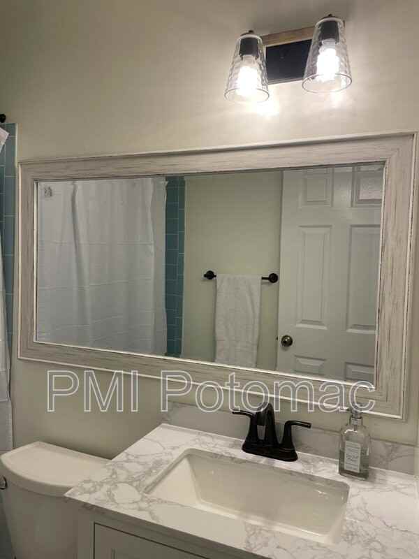 1917 Agate Dr - Photo 5 of 22