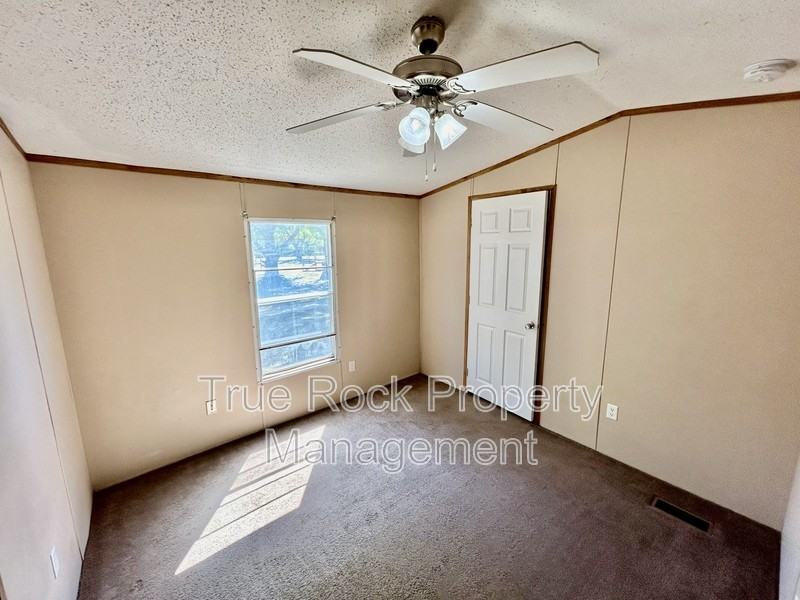 16816 County Road 3594 - Photo 5 of 13