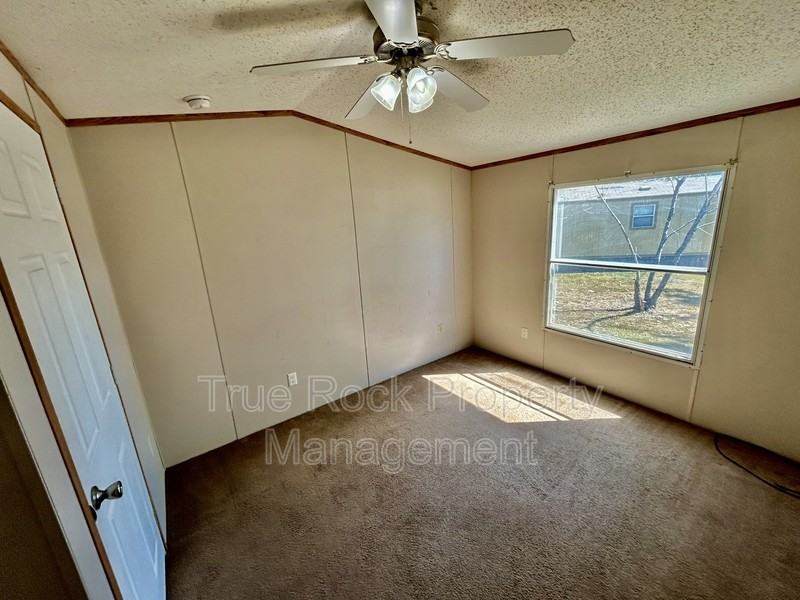 16816 County Road 3594 - Photo 7 of 13