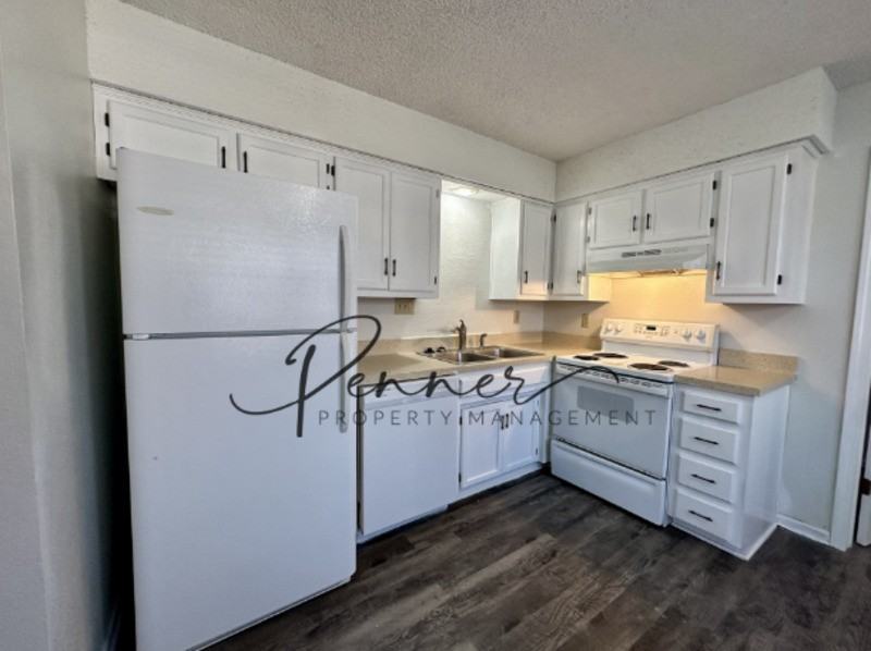 105 Sw 20th St #D - Photo 4 of 12