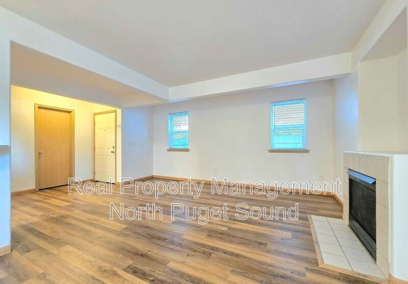 5328 138th St Ne #B - Photo 5 of 25