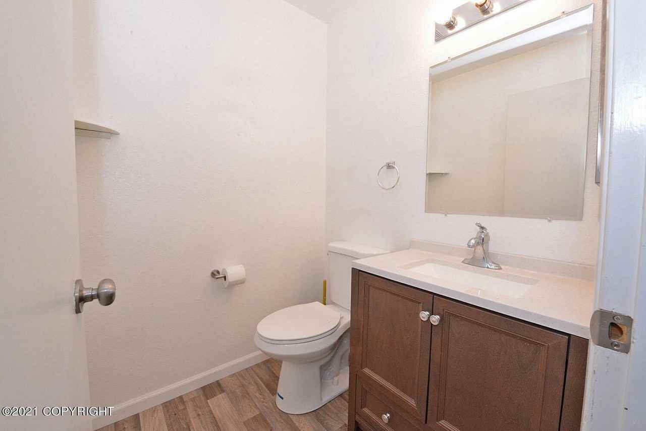 3421 N Shore Dr #3 - Photo 6 of 13