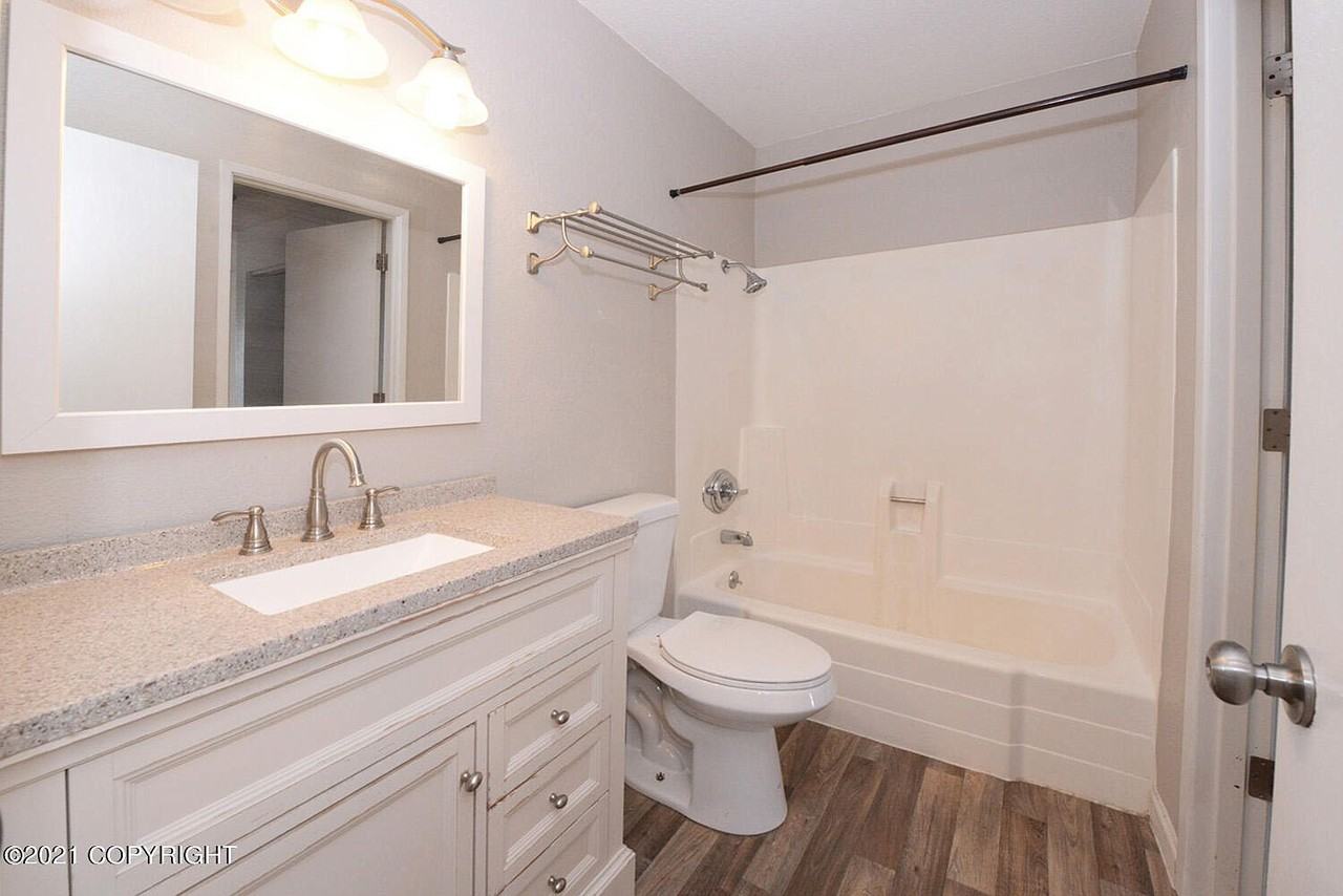 3421 N Shore Dr #3 - Photo 7 of 13